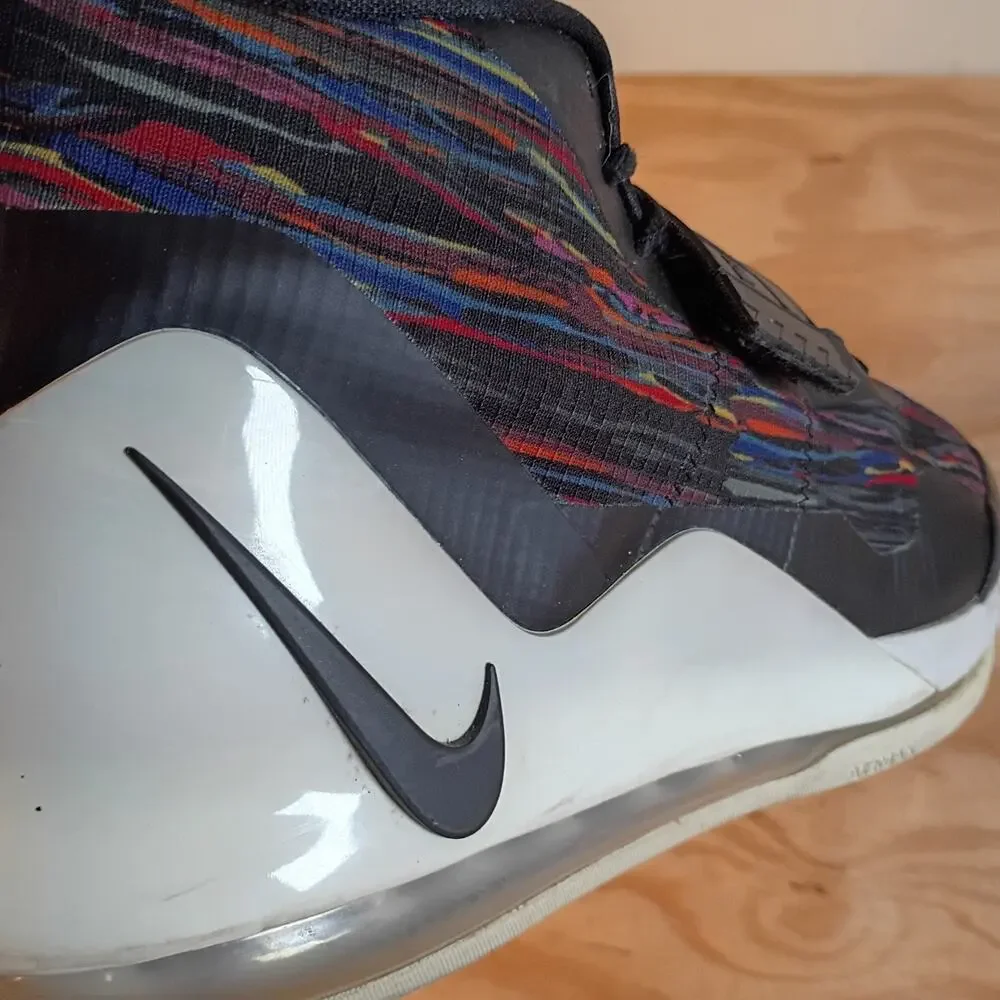 Nike Air Force Max Mens Size 13 Black Multi Color Shoes Sneakers AR0974-100